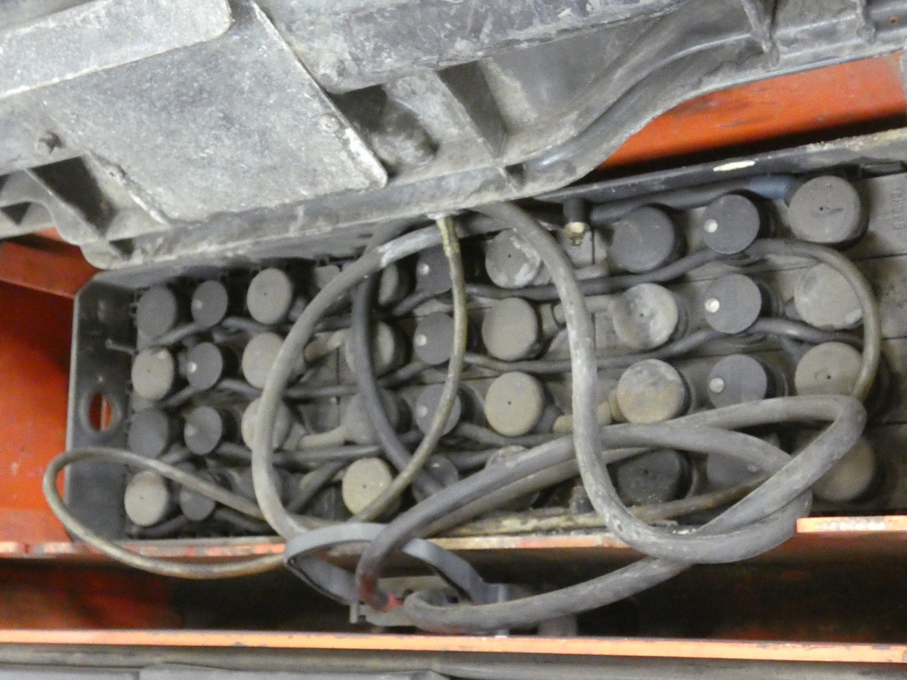 Linde T20AP/520MM - معدات الرفع منخفض المستوى: صور 4 Linde T20AP/520MM - معدات الرفع منخفض المستوى: صور 4