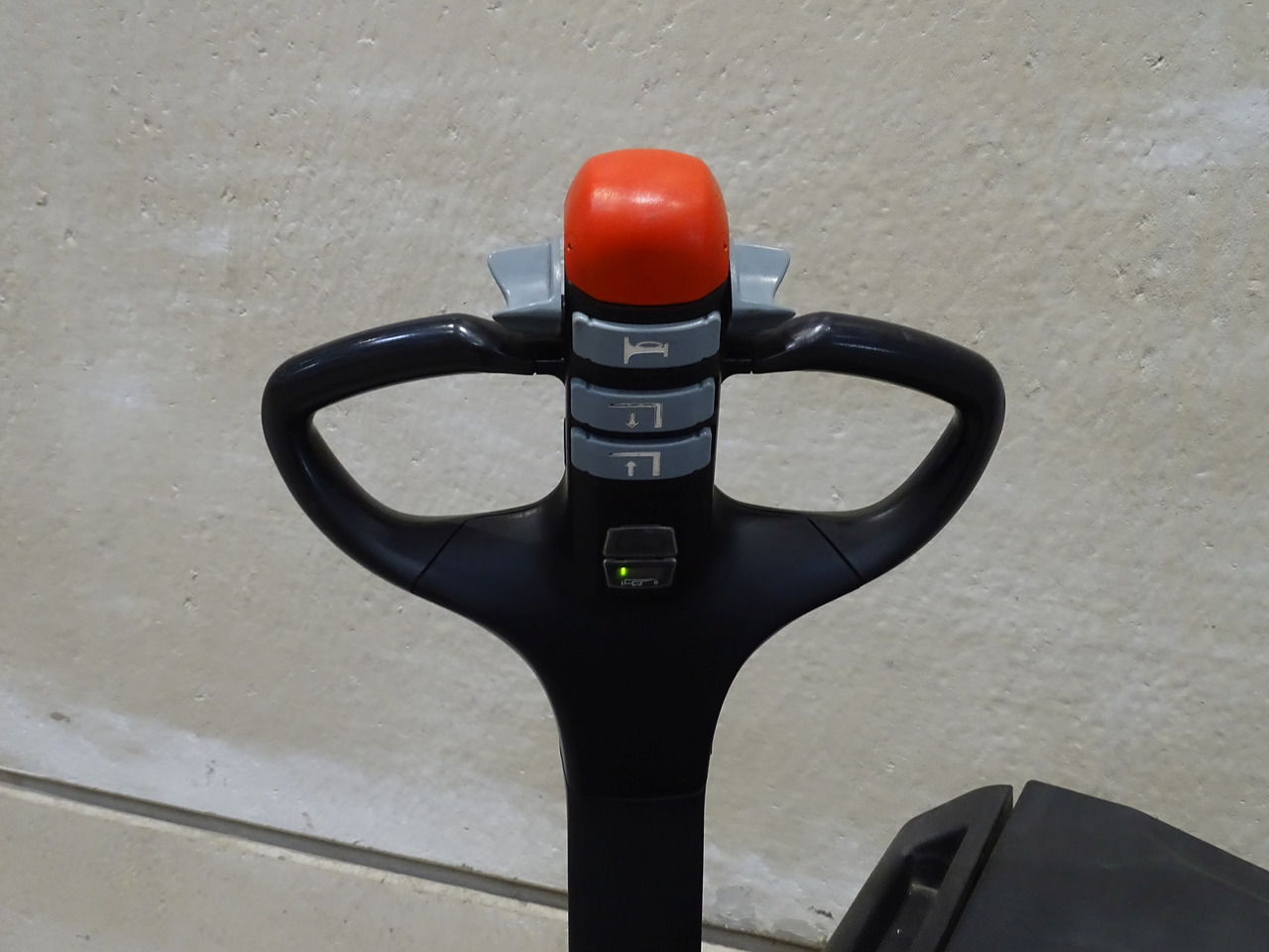 Still ECU16 - معدات الرفع منخفض المستوى: صور 3 Still ECU16 - معدات الرفع منخفض المستوى: صور 3