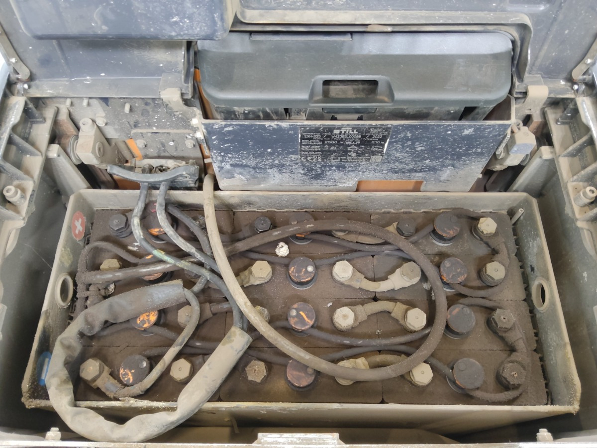 Still EXH-S25 - معدات الرفع منخفض المستوى: صور 4 Still EXH-S25 - معدات الرفع منخفض المستوى: صور 4