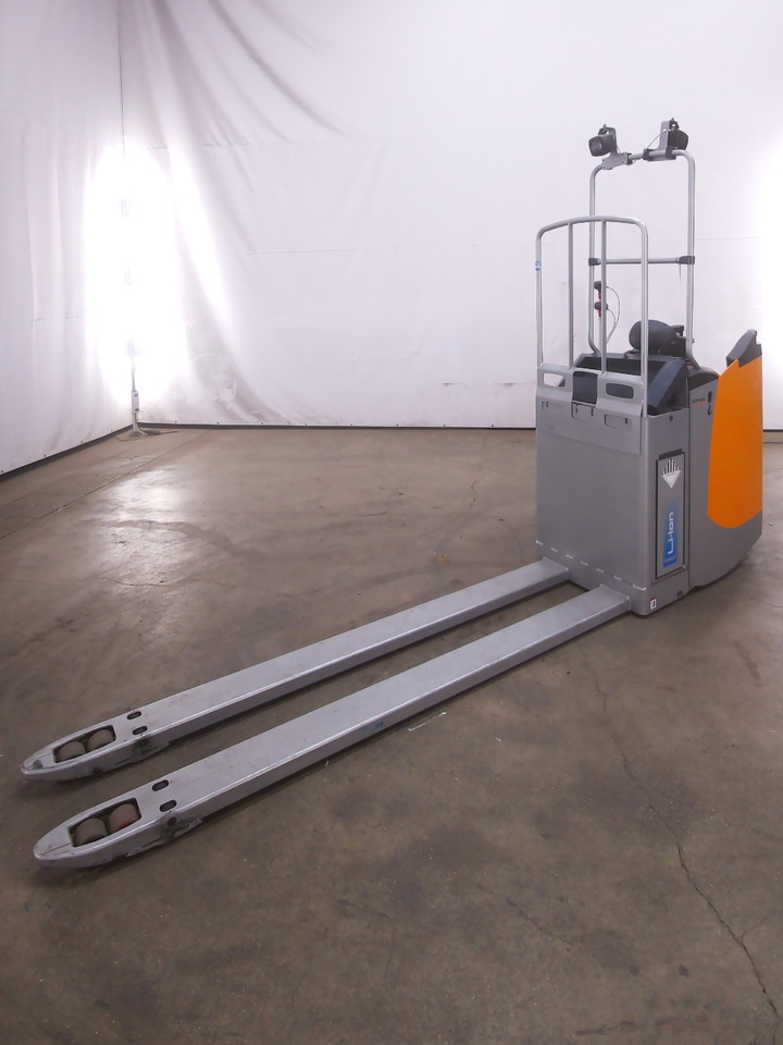 Still EXU-S24/2400MM/LIION - معدات الرفع منخفض المستوى: صور 1 Still EXU-S24/2400MM/LIION - معدات الرفع منخفض المستوى: صور 1