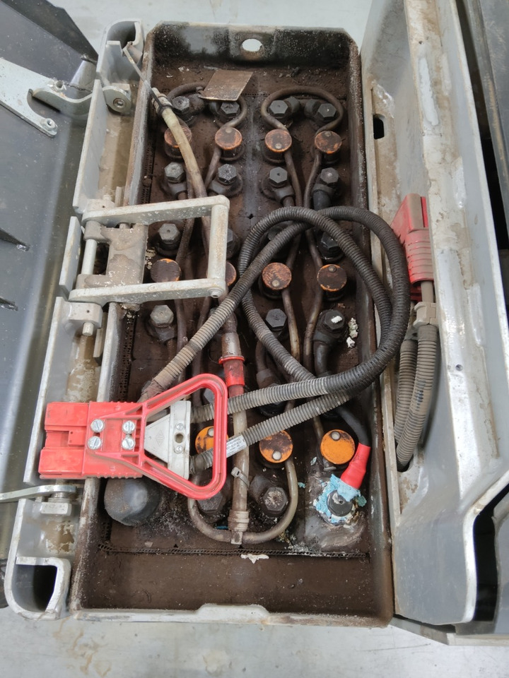 Still EXU-S24/520MM/2370M - معدات الرفع منخفض المستوى: صور 4 Still EXU-S24/520MM/2370M - معدات الرفع منخفض المستوى: صور 4