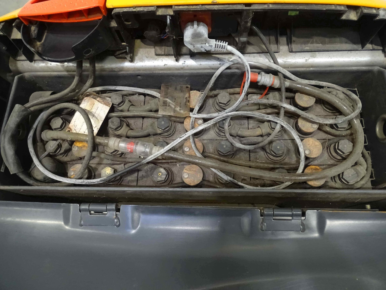 Still EXU16 - معدات الرفع منخفض المستوى: صور 4 Still EXU16 - معدات الرفع منخفض المستوى: صور 4