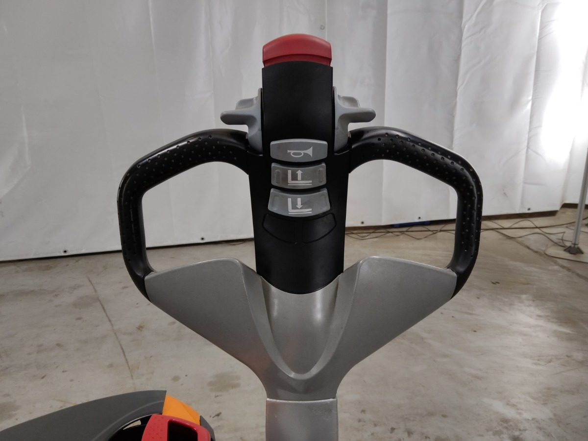 Still EXU18 - معدات الرفع منخفض المستوى: صور 3 Still EXU18 - معدات الرفع منخفض المستوى: صور 3