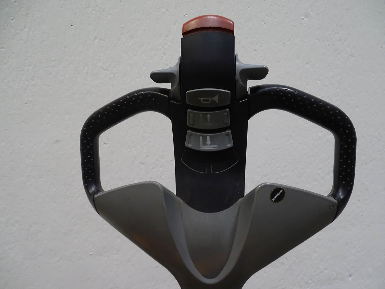 Still EXU18 - معدات الرفع منخفض المستوى: صور 3 Still EXU18 - معدات الرفع منخفض المستوى: صور 3