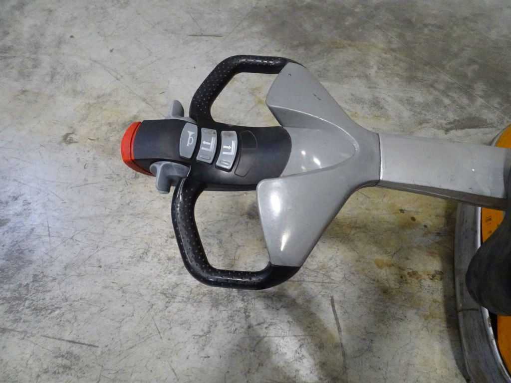 Still EXU22 - معدات الرفع منخفض المستوى: صور 3 Still EXU22 - معدات الرفع منخفض المستوى: صور 3