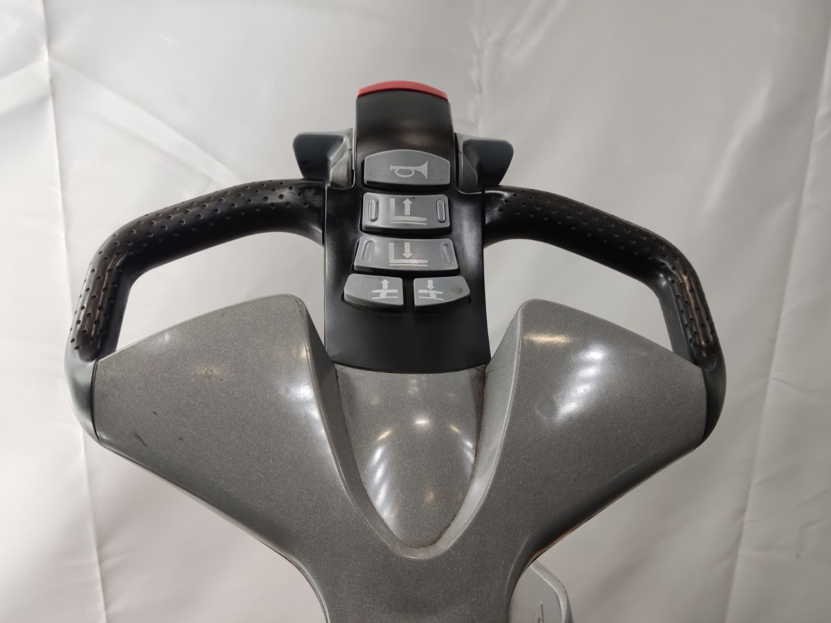 Still EXV-SF20I/570MM - معدات تكديس: صور 3 Still EXV-SF20I/570MM - معدات تكديس: صور 3