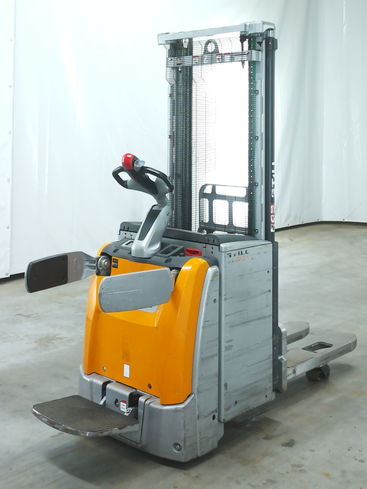 Still EXV-SF20I/570MM - معدات تكديس: صور 2 Still EXV-SF20I/570MM - معدات تكديس: صور 2