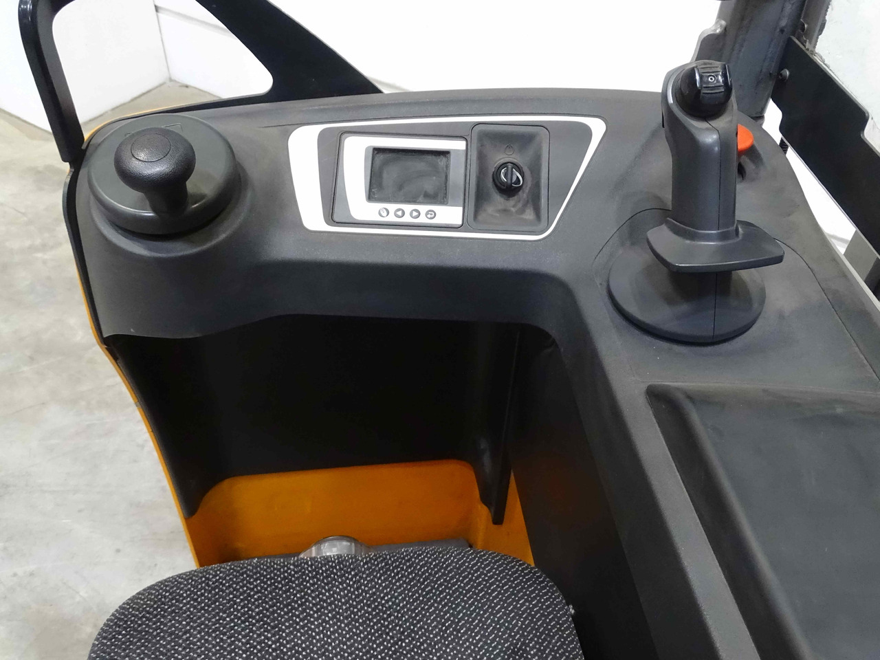 Still FXV14N - معدات تكديس: صور 3 Still FXV14N - معدات تكديس: صور 3