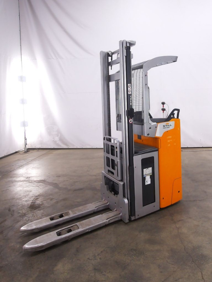 Still FXV14N - معدات تكديس: صور 1 Still FXV14N - معدات تكديس: صور 1