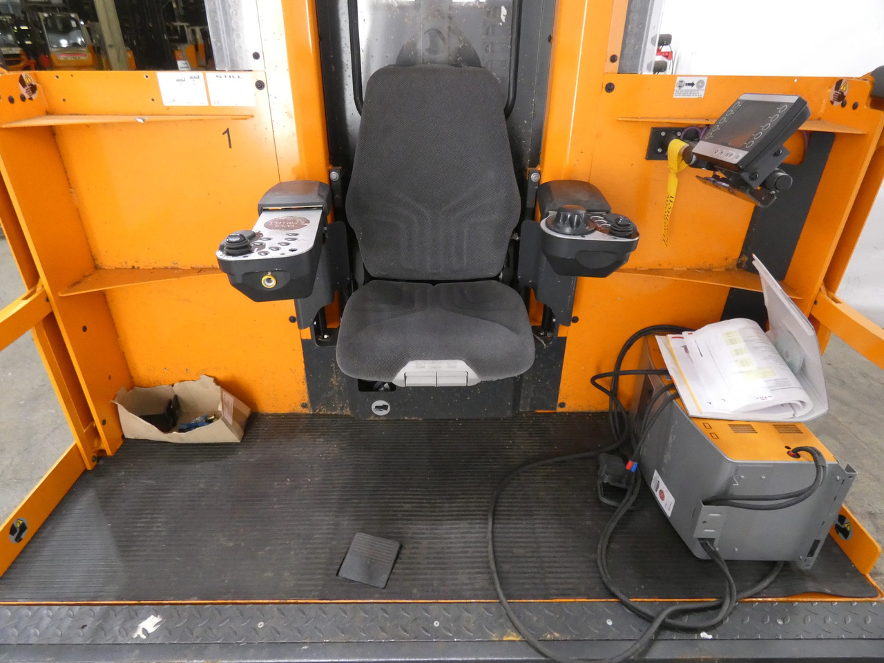 Still MX-X/2400MM - رافعات ترتيب البضائع: صور 3 Still MX-X/2400MM - رافعات ترتيب البضائع: صور 3