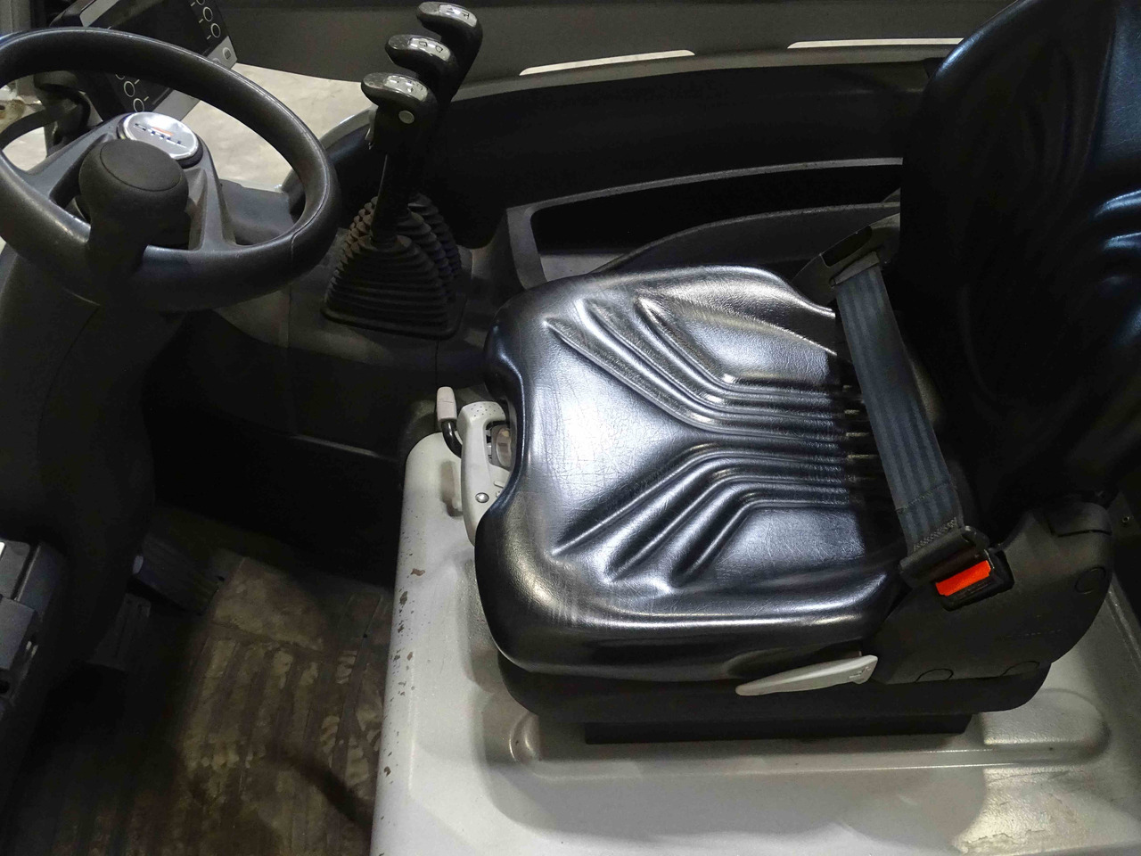 Still RX20-16/DRIVEIN - رافعة شوكية كهربائية: صور 3 Still RX20-16/DRIVEIN - رافعة شوكية كهربائية: صور 3