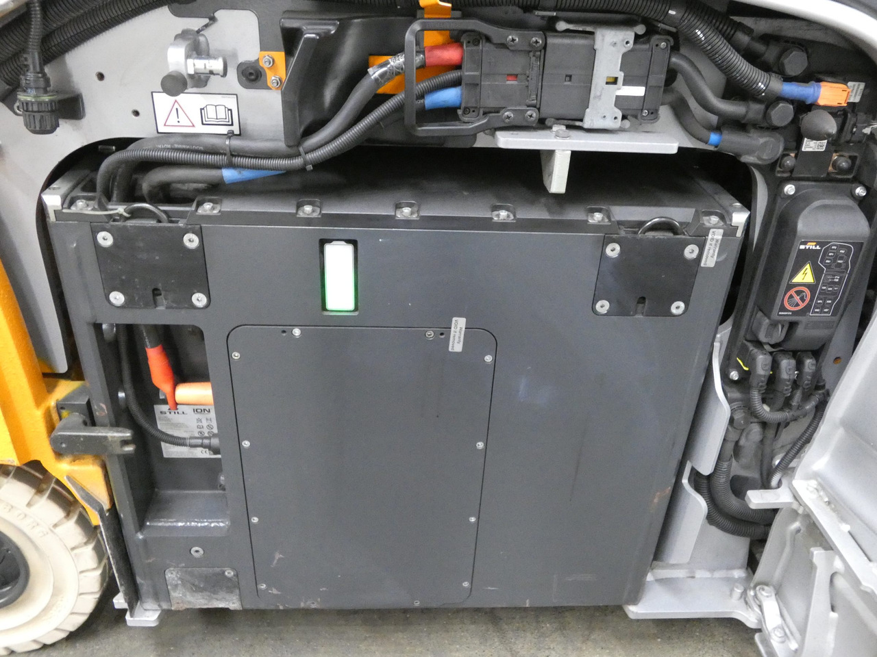 Still RX20-16PL/BRONZE/LIION - رافعة شوكية كهربائية: صور 4 Still RX20-16PL/BRONZE/LIION - رافعة شوكية كهربائية: صور 4