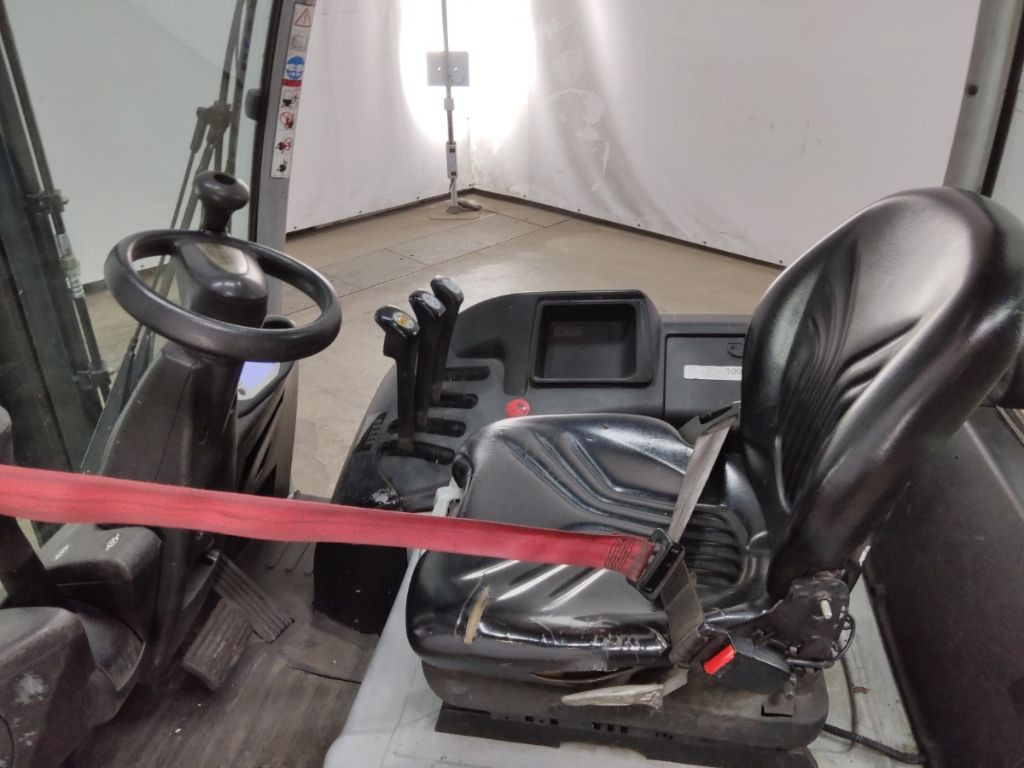 Still RX20-20 - رافعة شوكية كهربائية: صور 3 Still RX20-20 - رافعة شوكية كهربائية: صور 3