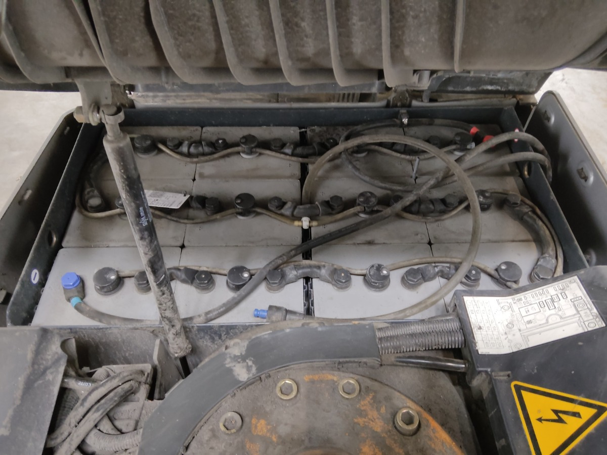 Still RX50-15 - رافعة شوكية كهربائية: صور 4 Still RX50-15 - رافعة شوكية كهربائية: صور 4