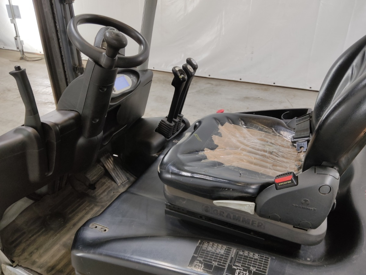 Still RX50-15 - رافعة شوكية كهربائية: صور 3 Still RX50-15 - رافعة شوكية كهربائية: صور 3