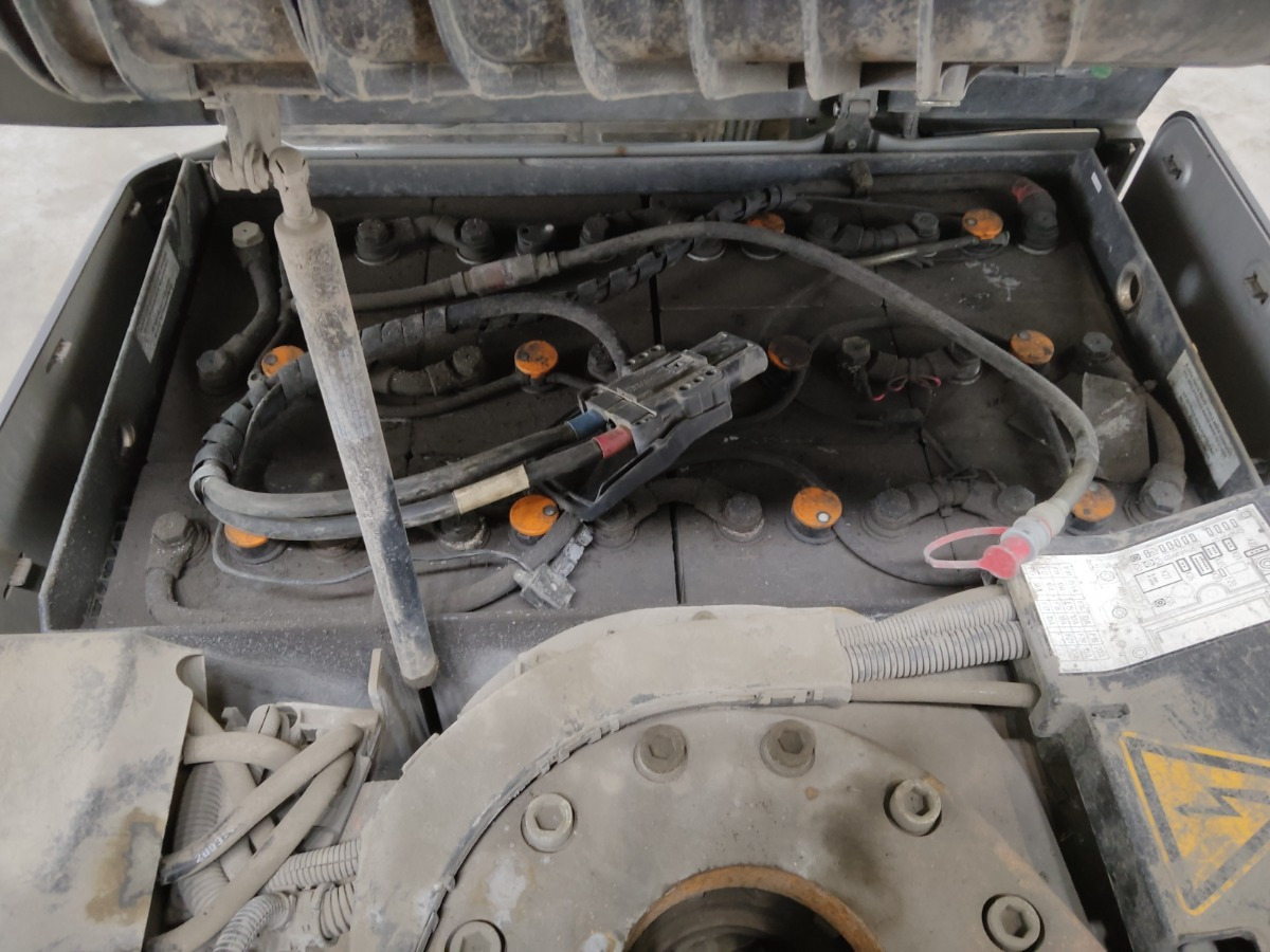 Still RX50-16 - رافعة شوكية كهربائية: صور 4 Still RX50-16 - رافعة شوكية كهربائية: صور 4