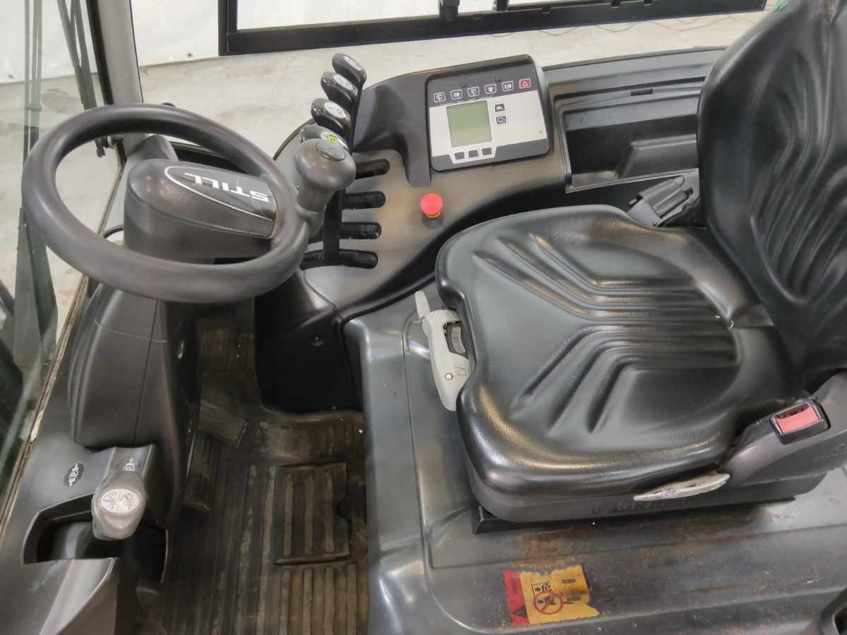 Still RX60-30 - رافعة شوكية كهربائية: صور 3 Still RX60-30 - رافعة شوكية كهربائية: صور 3