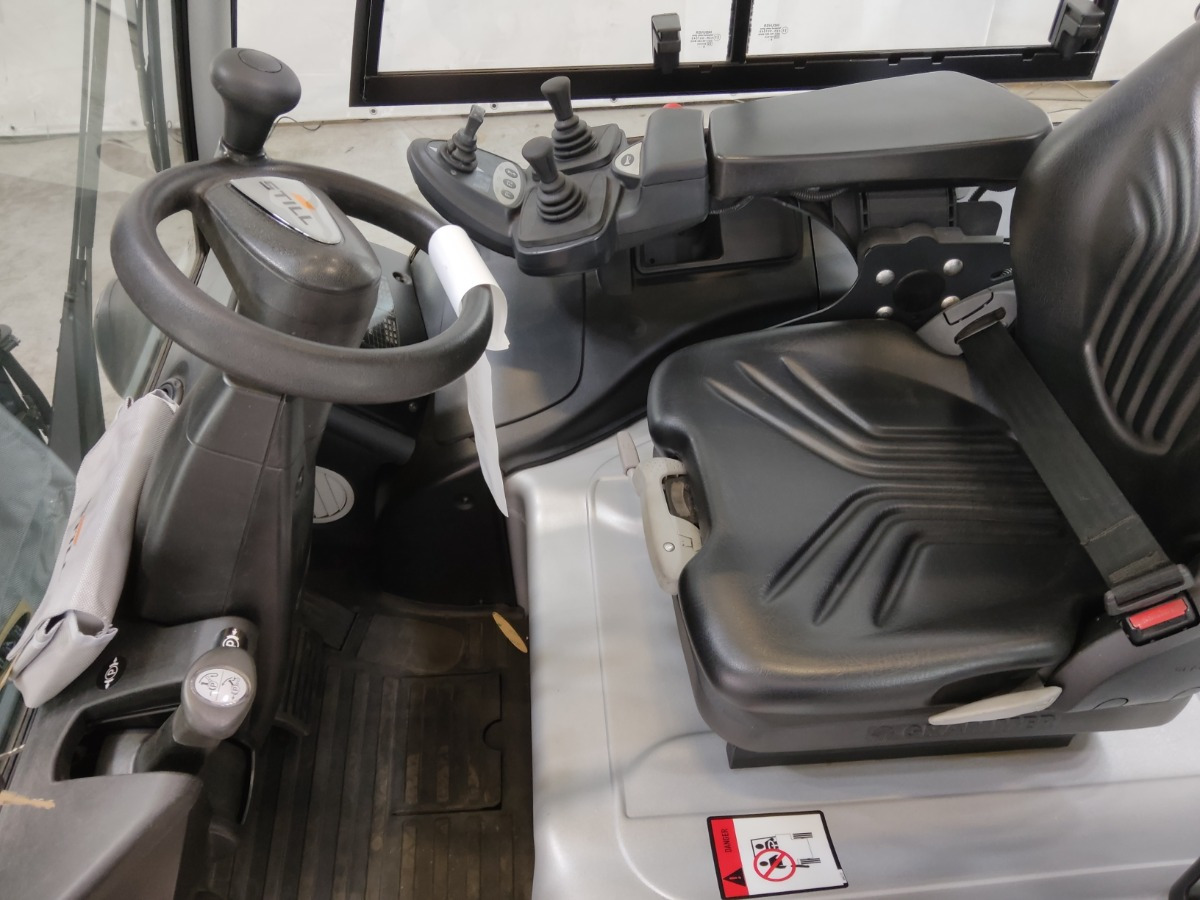 Still RX60-30 - رافعة شوكية كهربائية: صور 3 Still RX60-30 - رافعة شوكية كهربائية: صور 3