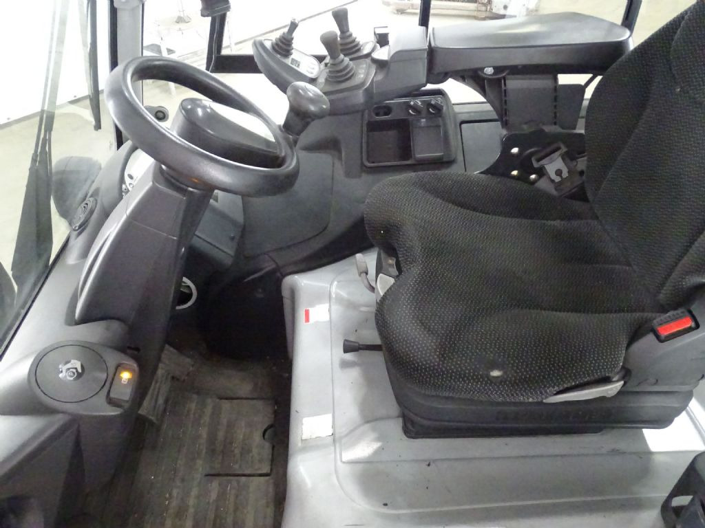 Still RX60-30 - رافعة شوكية كهربائية: صور 3 Still RX60-30 - رافعة شوكية كهربائية: صور 3