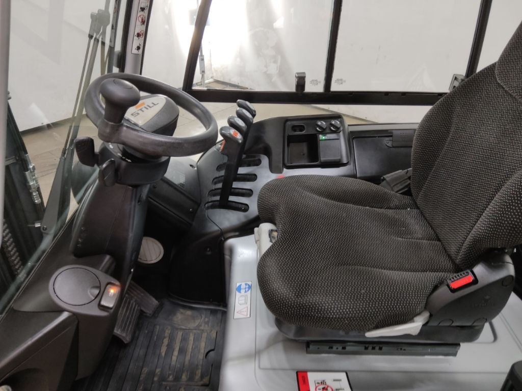 Still RX60-35 - رافعة شوكية كهربائية: صور 3 Still RX60-35 - رافعة شوكية كهربائية: صور 3