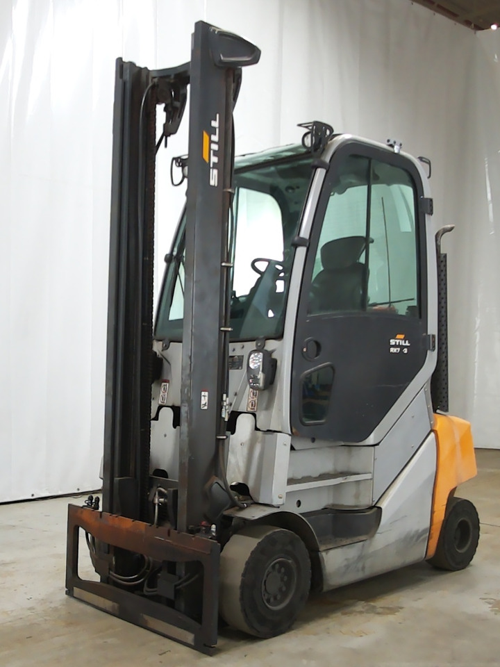Still RX70-30/GETRÄNKE - رافعة شوكية ديزل: صور 1 Still RX70-30/GETRÄNKE - رافعة شوكية ديزل: صور 1
