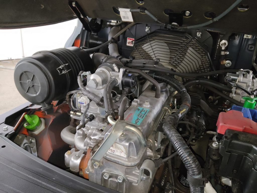 Toyota 02-8FGF15 - رافعة شوكية: صور 4 Toyota 02-8FGF15 - رافعة شوكية: صور 4