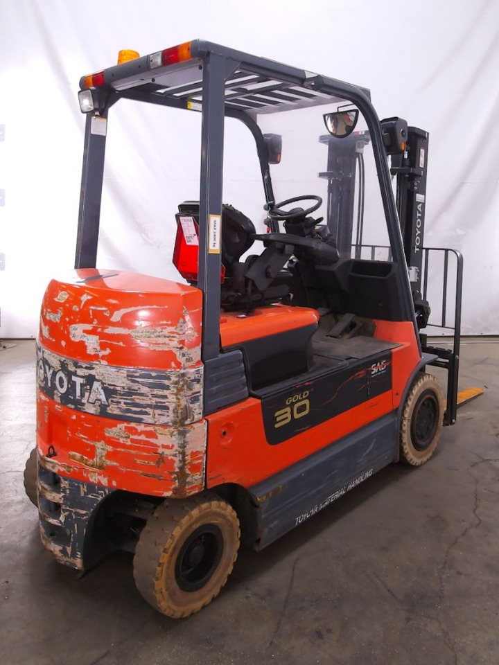 Toyota 7FBMF30 - رافعة شوكية كهربائية: صور 2 Toyota 7FBMF30 - رافعة شوكية كهربائية: صور 2