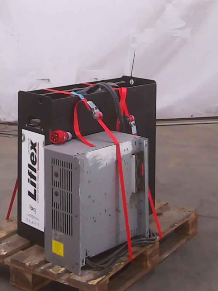 Weitere 24V240AH - البطارية - معدات المناولة: صور 2 Weitere 24V240AH - البطارية - معدات المناولة: صور 2
