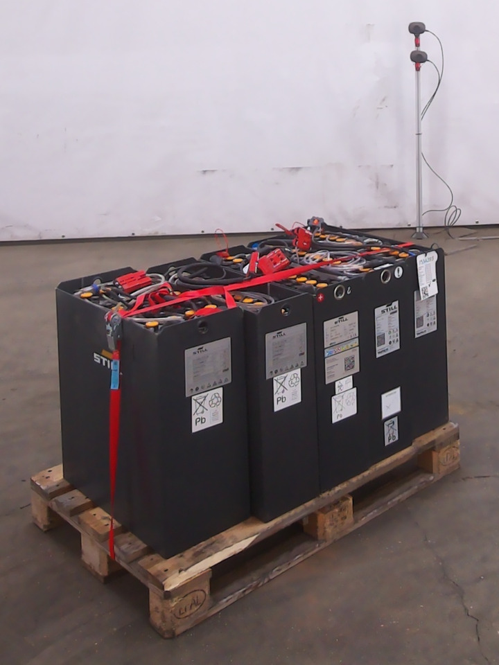 Weitere 5XBATTERIEN - البطارية - معدات المناولة: صور 1 Weitere 5XBATTERIEN - البطارية - معدات المناولة: صور 1