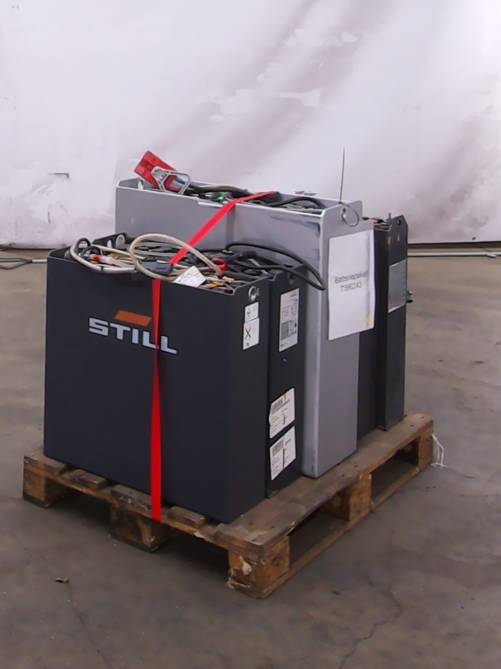 Weitere 5XBATTERIEN - آلات البناء: صور 5 Weitere 5XBATTERIEN - آلات البناء: صور 5