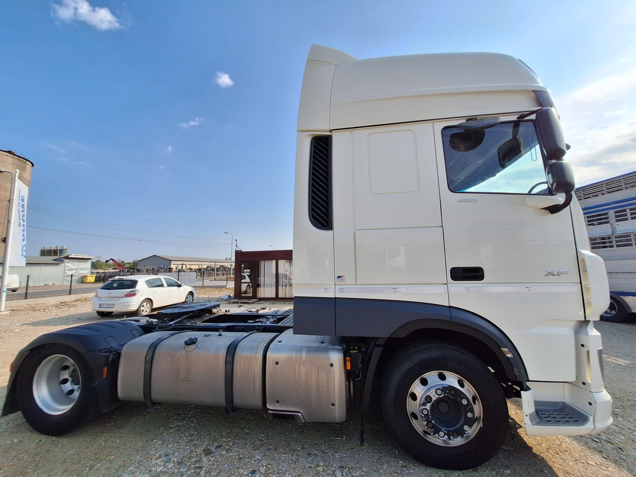 DAF XF 480 - شاحنة جرار: صور 4 DAF XF 480 - شاحنة جرار: صور 4