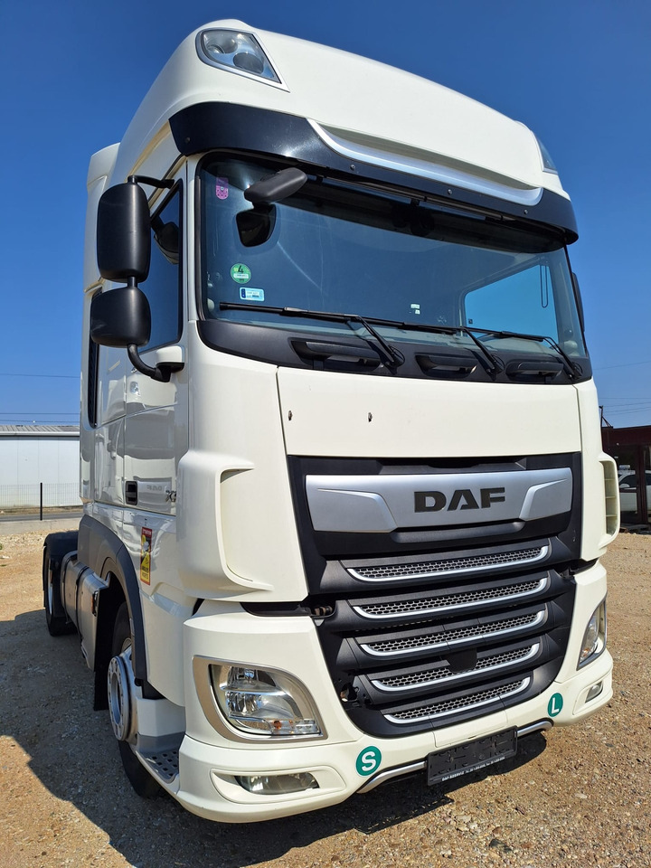 DAF XF 480 - شاحنة جرار: صور 3 DAF XF 480 - شاحنة جرار: صور 3