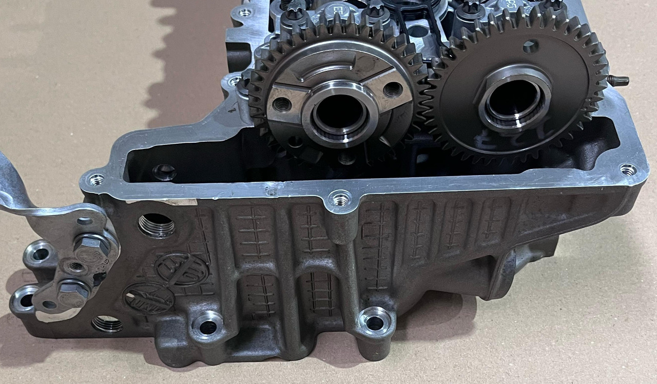 BMW Chiulasa B47D20B Euro 6 - اسطوانة رئيس - حفارة: صور 4 BMW Chiulasa B47D20B Euro 6 - اسطوانة رئيس - حفارة: صور 4