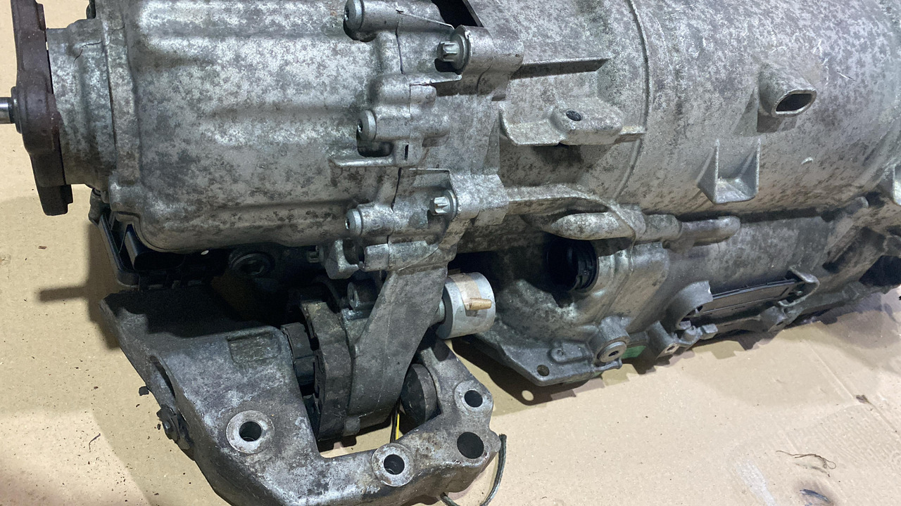 BMW Gearbox 8HP70X - علبة التروس و قطع الغيار: صور 2 BMW Gearbox 8HP70X - علبة التروس و قطع الغيار: صور 2