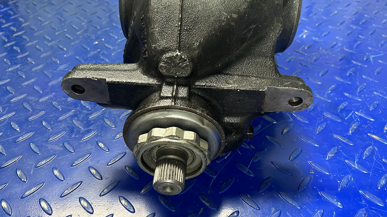 BMW Rear Differential 7541580 - نقل الحركة: صور 4 BMW Rear Differential 7541580 - نقل الحركة: صور 4