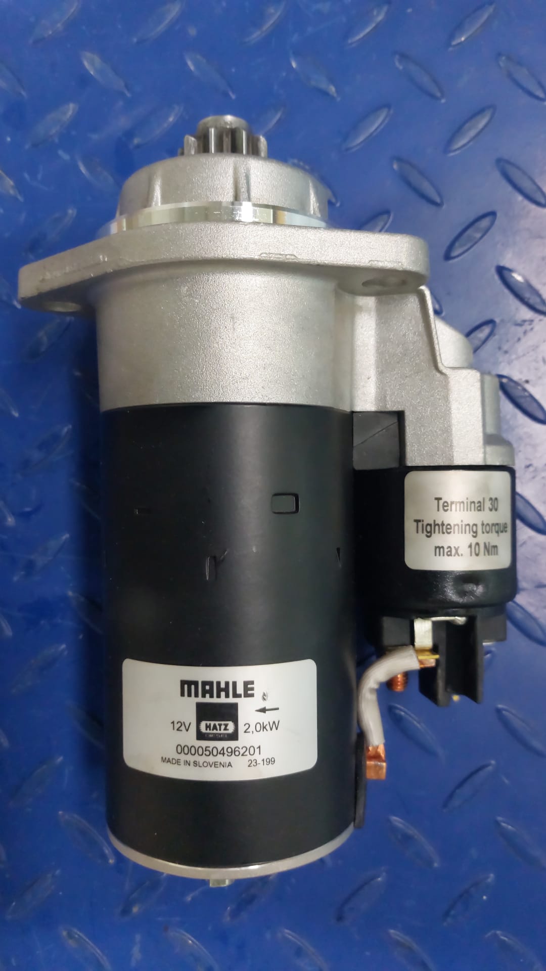 BOMAG Electromotor pentru Hatz 1D41, 1D41S, 1D42 -  50496201 - قطع الغيار - اللودر المجنزر صغير: صور 4 BOMAG Electromotor pentru Hatz 1D41, 1D41S, 1D42 -  50496201 - قطع الغيار - اللودر المجنزر صغير: صور 4