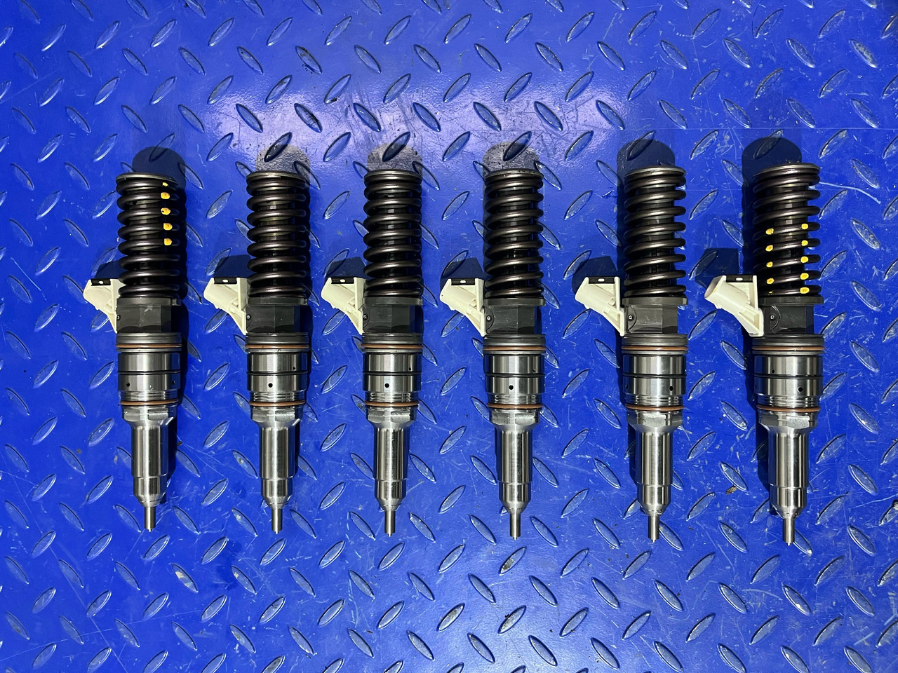 BOSCH Pump Nozzle Iveco 504287069 - حاقن: صور 2 BOSCH Pump Nozzle Iveco 504287069 - حاقن: صور 2