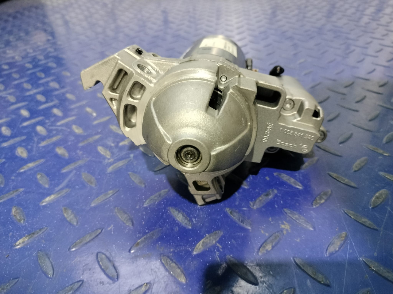 BOSCH Starter BMW 12418589891 - بدء - شاحنة: صور 2 BOSCH Starter BMW 12418589891 - بدء - شاحنة: صور 2