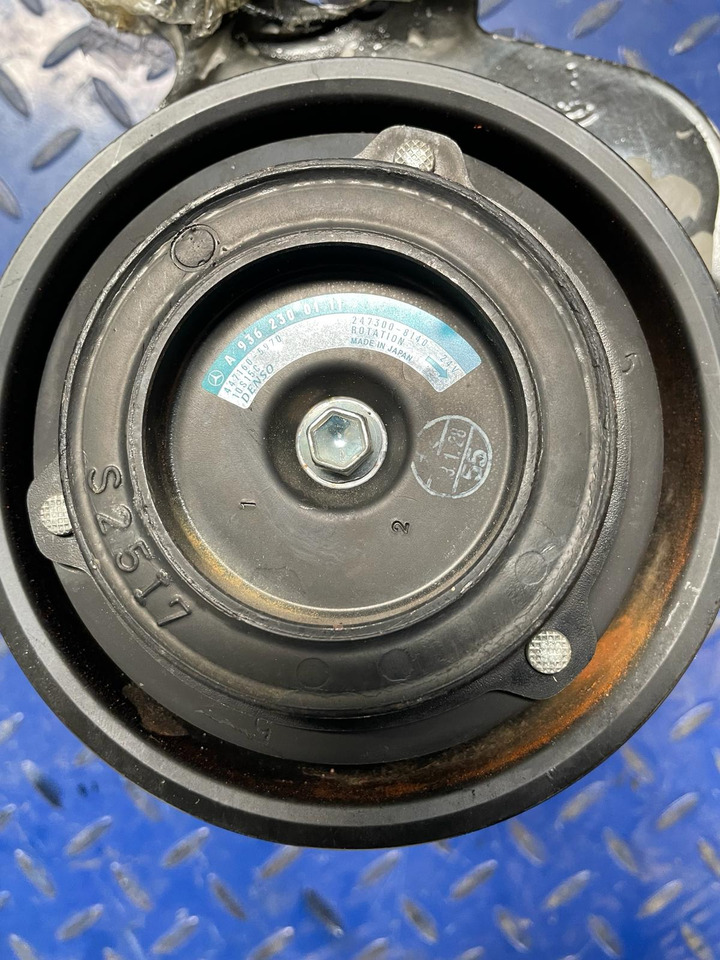 MERCEDES-BENZ MP4,ACTROS Denso A9362300111 - كمبروسر مكيف - شاحنة: صور 2 MERCEDES-BENZ MP4,ACTROS Denso A9362300111 - كمبروسر مكيف - شاحنة: صور 2