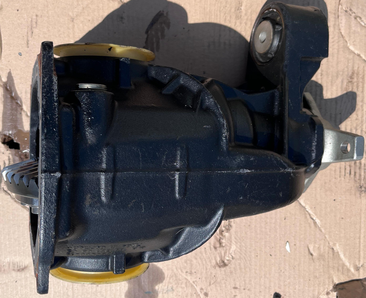 MERCEDES-BENZ Mercedes Benz Rear Axle Differential A1663510605 - التفاضلية والعتاد: صور 1 MERCEDES-BENZ Mercedes Benz Rear Axle Differential A1663510605 - التفاضلية والعتاد: صور 1