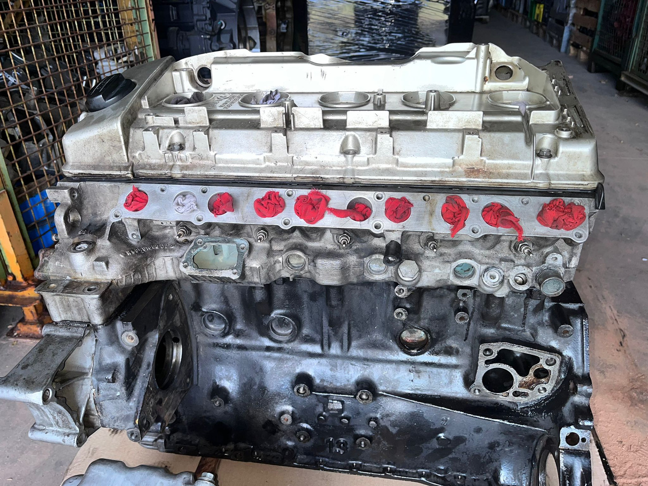 MERCEDES-BENZ Sprinter OM605 - المحرك - الشاحنات الصغيرة: صور 1 MERCEDES-BENZ Sprinter OM605 - المحرك - الشاحنات الصغيرة: صور 1