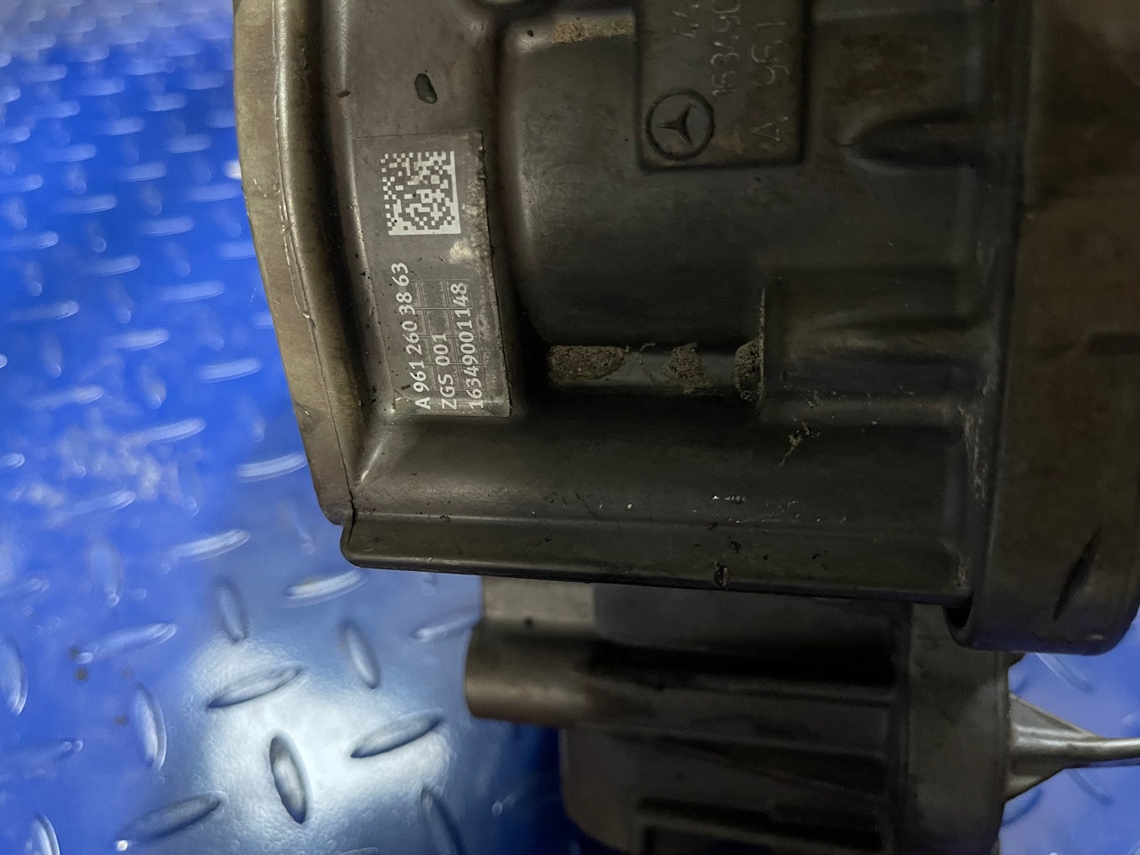 Mercedes Actros Arocs Euro 6 FESTO TCM VIRGIN Gear Selector 4463534021 Gear Selector a0204461109 - علبة التروس و قطع الغيار - شاحنة: صور 4 Mercedes Actros Arocs Euro 6 FESTO TCM VIRGIN Gear Selector 4463534021 Gear Selector a0204461109 - علبة التروس و قطع الغيار - شاحنة: صور 4