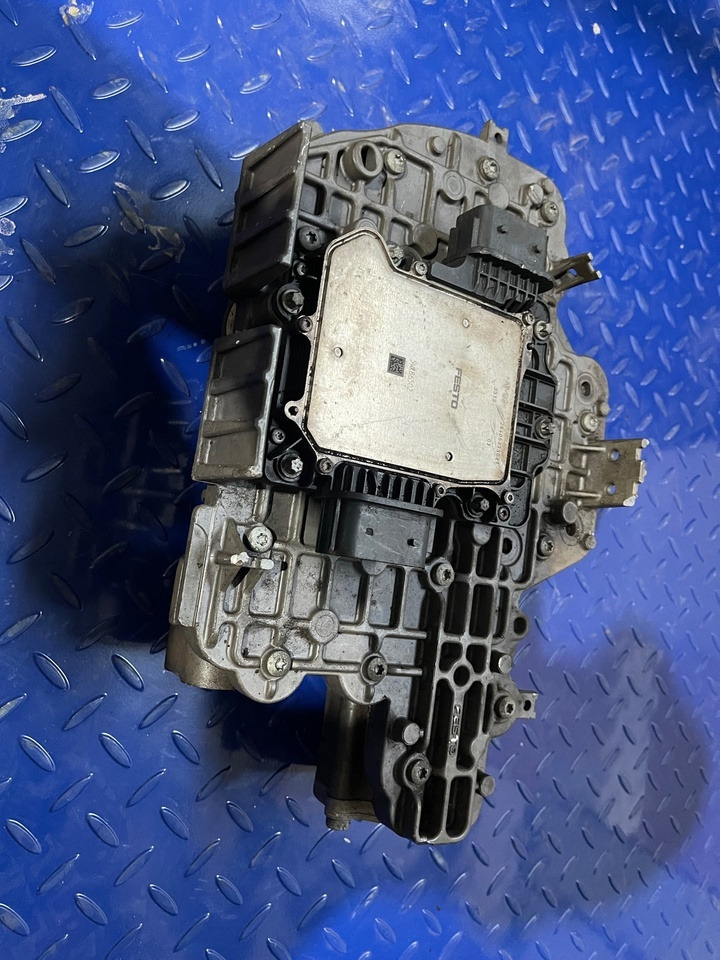 Mercedes Actros Arocs Euro 6 FESTO TCM VIRGIN Gear Selector 4463534021 Gear Selector a0204461109 - علبة التروس و قطع الغيار - شاحنة: صور 3 Mercedes Actros Arocs Euro 6 FESTO TCM VIRGIN Gear Selector 4463534021 Gear Selector a0204461109 - علبة التروس و قطع الغيار - شاحنة: صور 3
