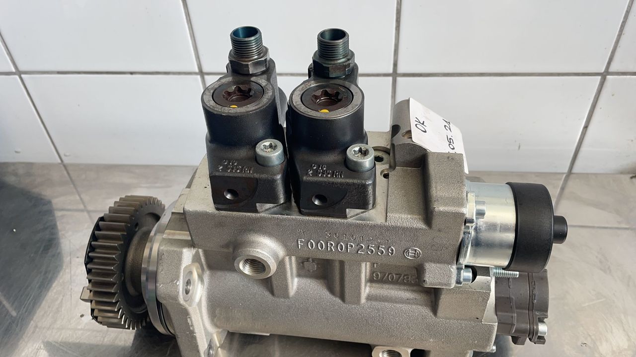 Mercedes Actros MP4 Injection Pump A4700900850 - مضخات الوقود - شاحنة: صور 5 Mercedes Actros MP4 Injection Pump A4700900850 - مضخات الوقود - شاحنة: صور 5