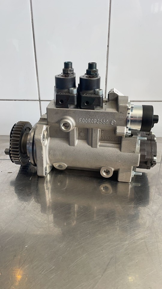 Mercedes Actros MP4 Injection Pump A4700900850 - مضخات الوقود - شاحنة: صور 4 Mercedes Actros MP4 Injection Pump A4700900850 - مضخات الوقود - شاحنة: صور 4