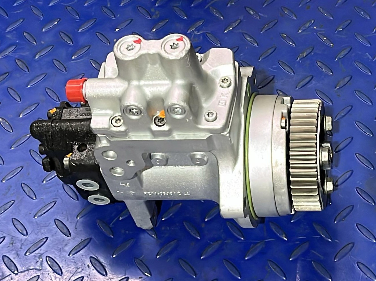 Mercedes Atego OM934 Euro 6 High Pressure Pump OM934 - مضخات الوقود - شاحنة: صور 1 Mercedes Atego OM934 Euro 6 High Pressure Pump OM934 - مضخات الوقود - شاحنة: صور 1