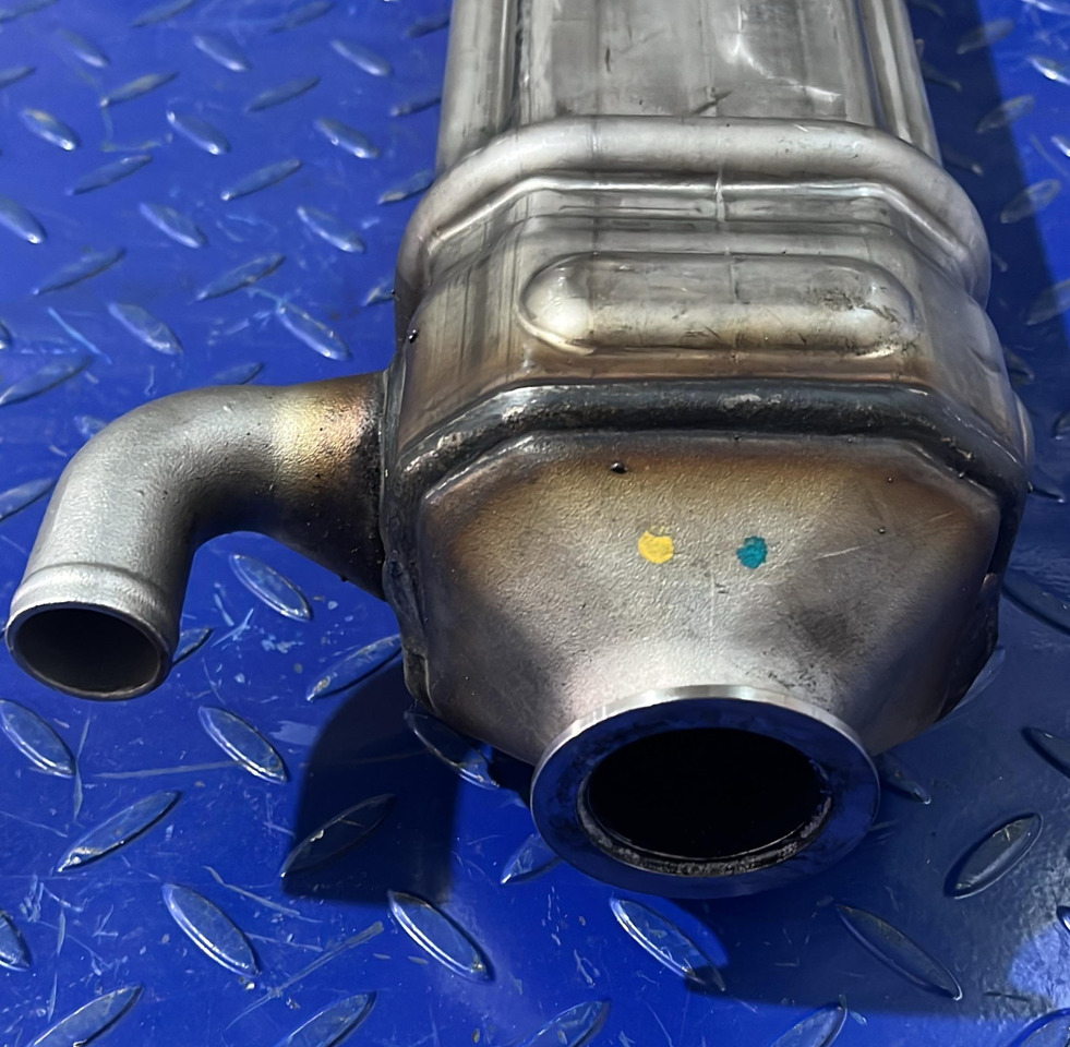 Mercedes Benz /DETROIT EGR OM926 A9261420679 (A9261420379) - مبرد EGR: صور 3 Mercedes Benz /DETROIT EGR OM926 A9261420679 (A9261420379) - مبرد EGR: صور 3
