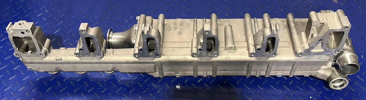 Mercedes Benz EGR ACTROS MP4 A4711406775 - كاتم الصوت/ نظام العادم - شاحنة: صور 1 Mercedes Benz EGR ACTROS MP4 A4711406775 - كاتم الصوت/ نظام العادم - شاحنة: صور 1