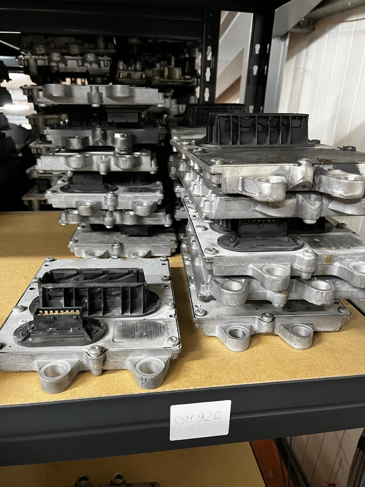 Mercedes ECU PLD OM926 - كتلة التحكم: صور 3 Mercedes ECU PLD OM926 - كتلة التحكم: صور 3