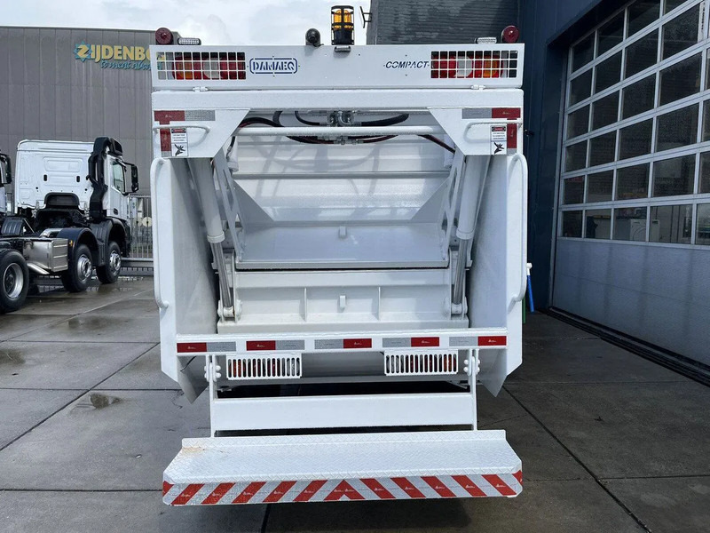 Mercedes-Benz Accelo 815 4x2 Garbage Compactor (2 units) Accelo 815 4x2 Garbage Compactor (2 units) - شاحنة القمامة: صور 5 Mercedes-Benz Accelo 815 4x2 Garbage Compactor (2 units) Accelo 815 4x2 Garbage Compactor (2 units) - شاحنة القمامة: صور 5